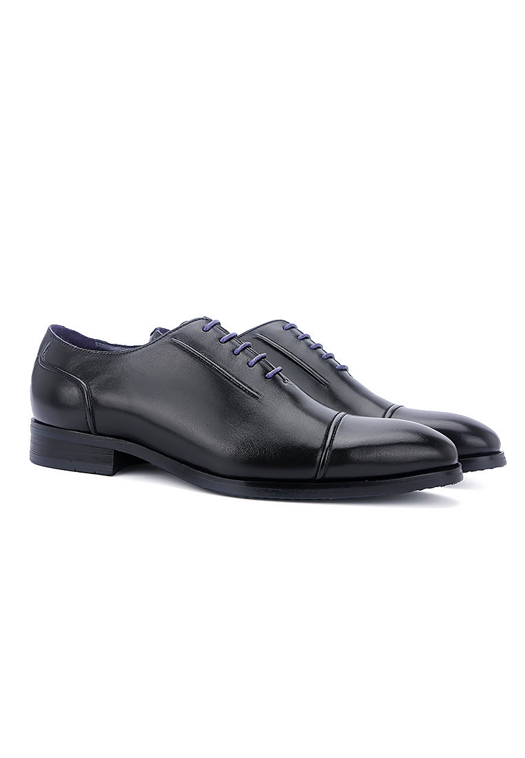 Seamless Transition Lace-up Oxford